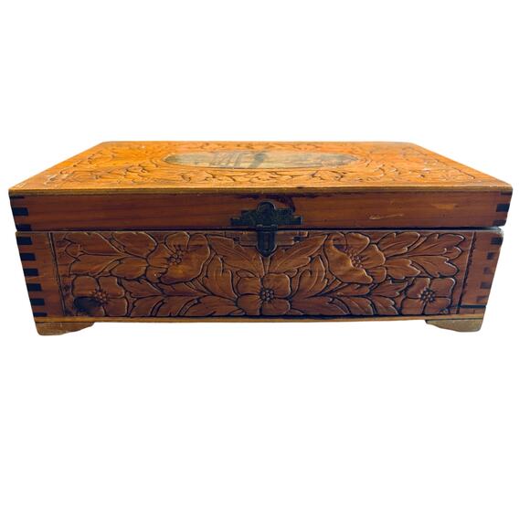 VTG Floral CARVED WOOD DOVE TAIL HINGED TRINKET JEWELRY BOX Pastoral Scene - Picture 5 of 10